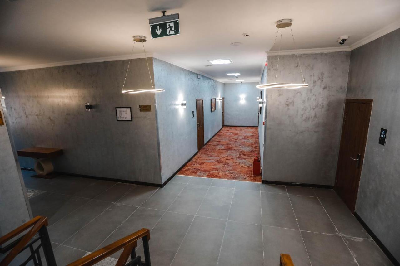 Infinity Plaza Block 1 Hotell Atyraū Exteriör bild